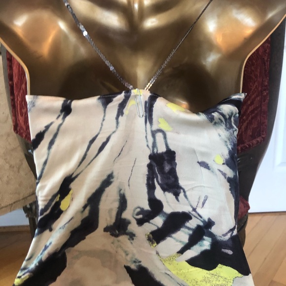 Top - Picture 2 of 5